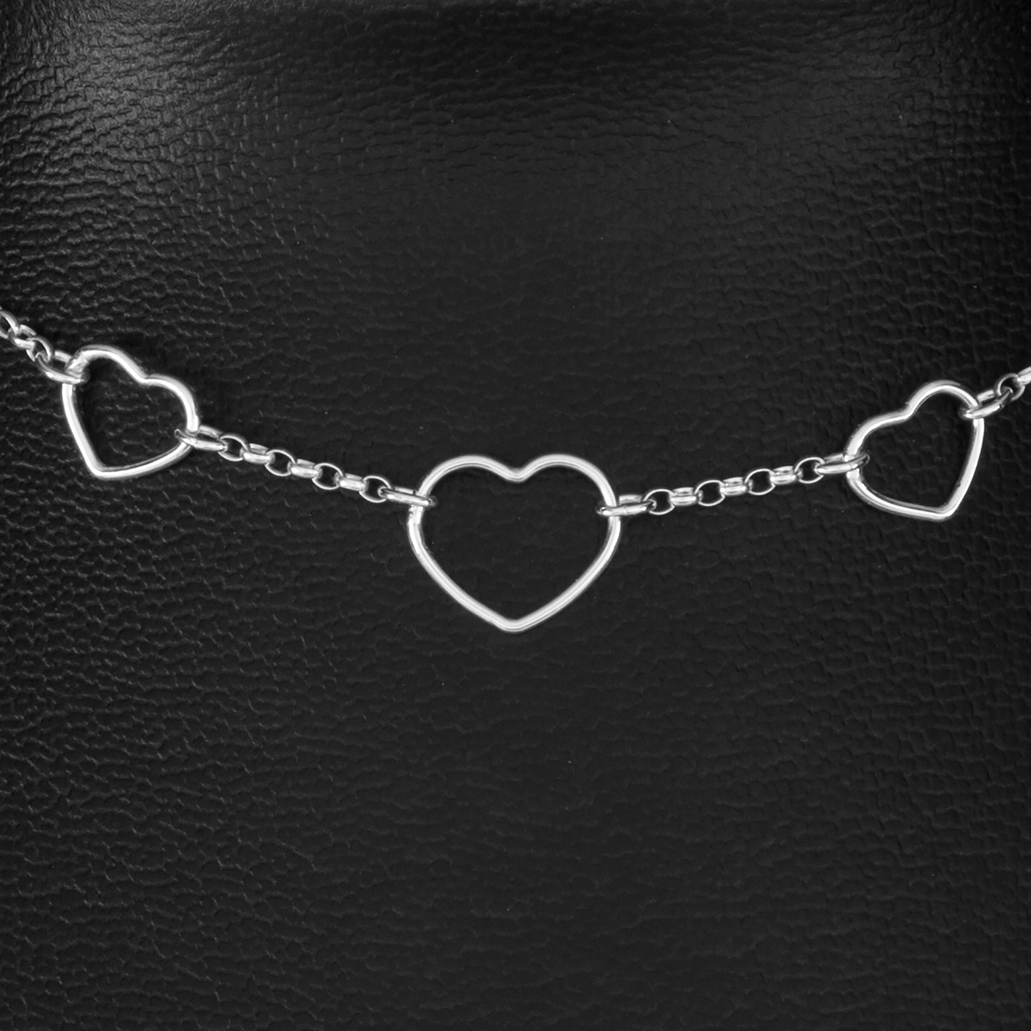 Three Heart Rings Day Collar (Permanently Locking)